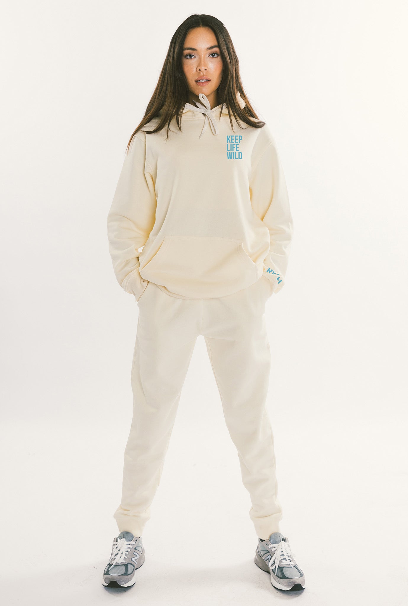 Keep Life Wild - Hoodie - Ivory