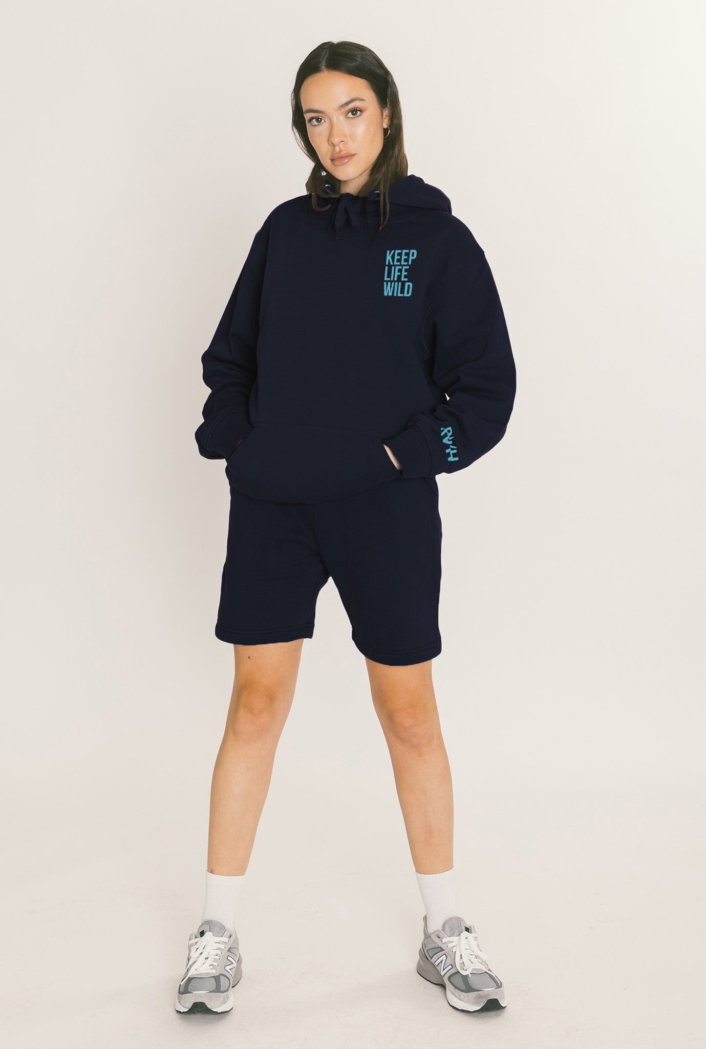 Keep Life Wild - Hoodie - Navy